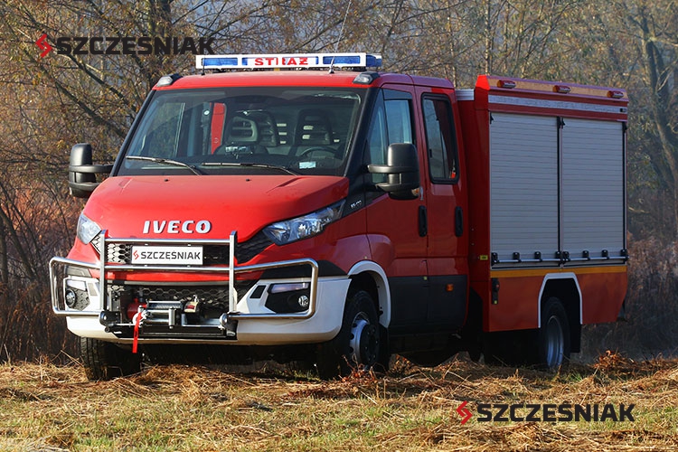 Lekki Samochód ratowniczogaśniczy Iveco Daily 4×2
