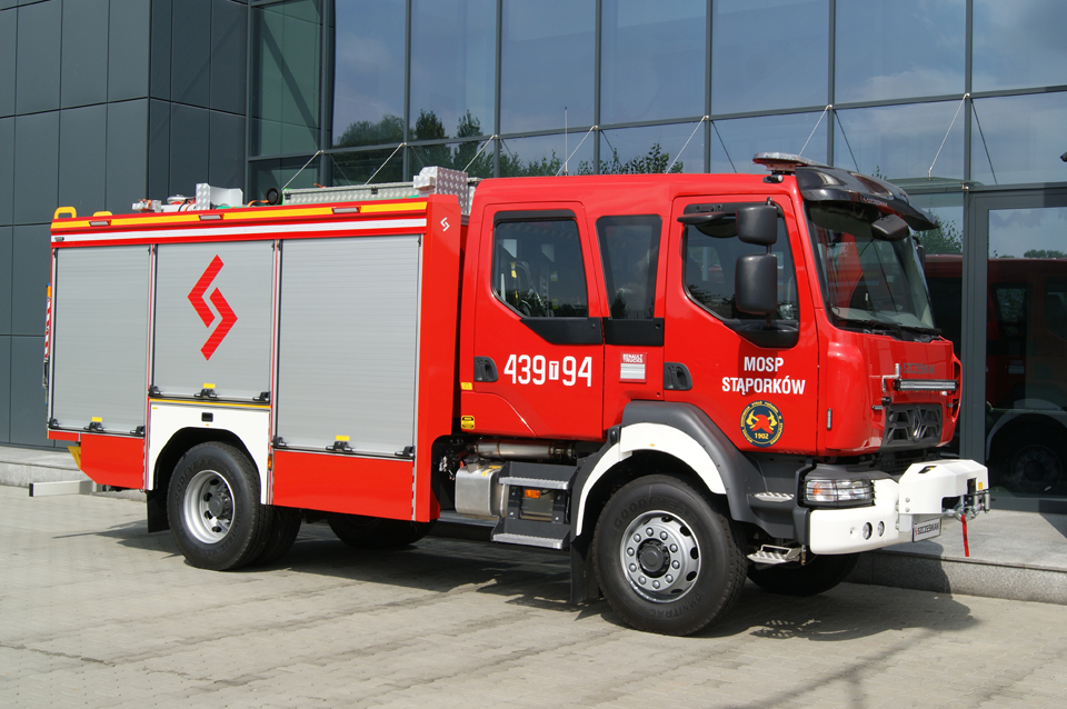 Miejska Ochotnicza Straż Pożarna w Stąporkowie ma nowy samochód